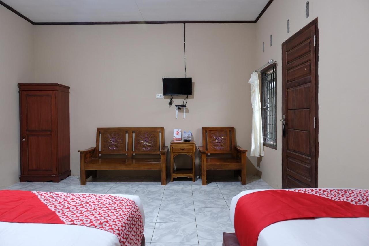 Oyo 1851 Homestay Joss Tanjungbinga Esterno foto