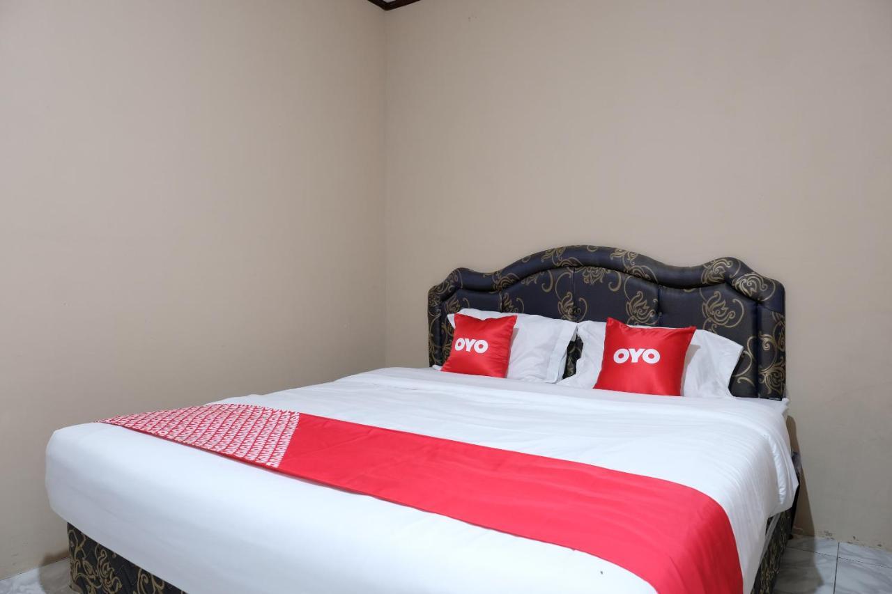 Oyo 1851 Homestay Joss Tanjungbinga Esterno foto
