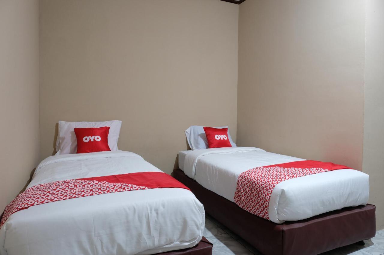 Oyo 1851 Homestay Joss Tanjungbinga Esterno foto